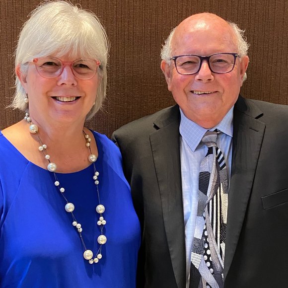 Dani & George 5 Star Rated 🌟Posh Ambassador II - Picture 13 of 15